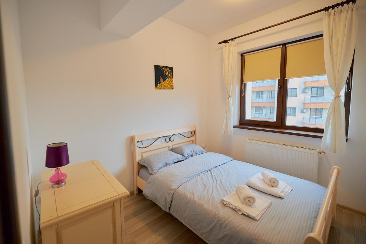 Cozy 3 Bedroom Apartments In Centre Of Iasi Palas Mall Exteriör bild